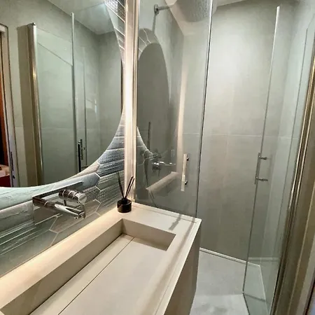 Ogma, Coquet Au Calme