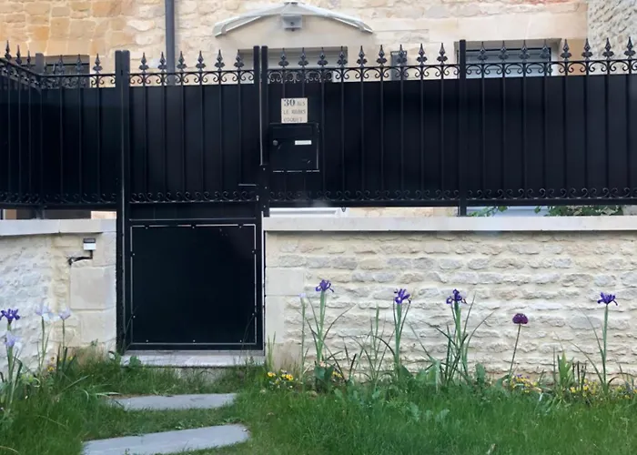 Ogma, Coquet Au Calme Apartment